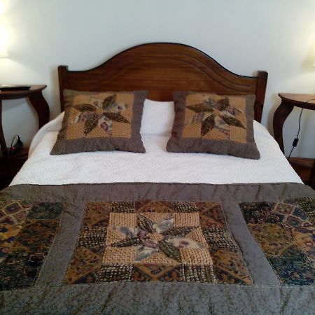 Alojamiento Alberto Magno Bed & Breakfast Santiago Eksteriør bilde