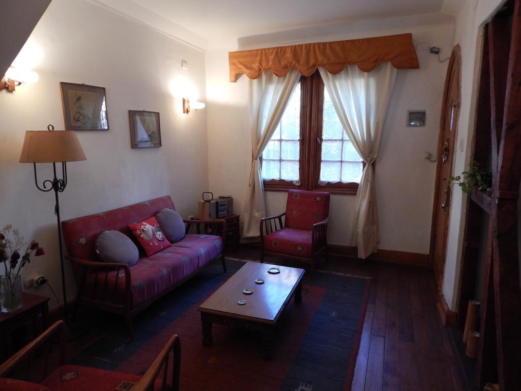 Alojamiento Alberto Magno Bed & Breakfast Santiago Eksteriør bilde