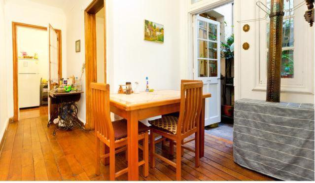 Alojamiento Alberto Magno Bed & Breakfast Santiago Eksteriør bilde