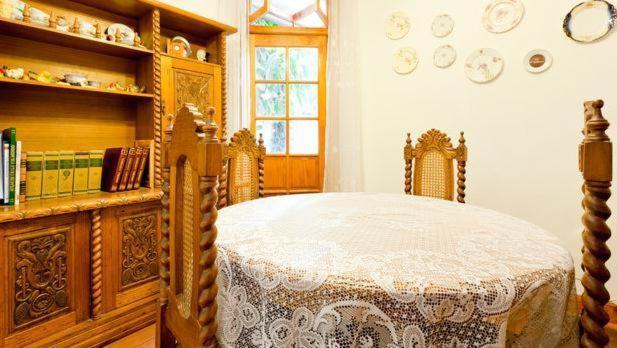 Alojamiento Alberto Magno Bed & Breakfast Santiago Eksteriør bilde