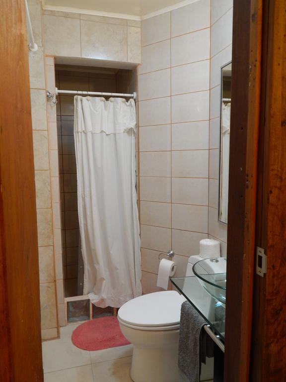 Alojamiento Alberto Magno Bed & Breakfast Santiago Eksteriør bilde